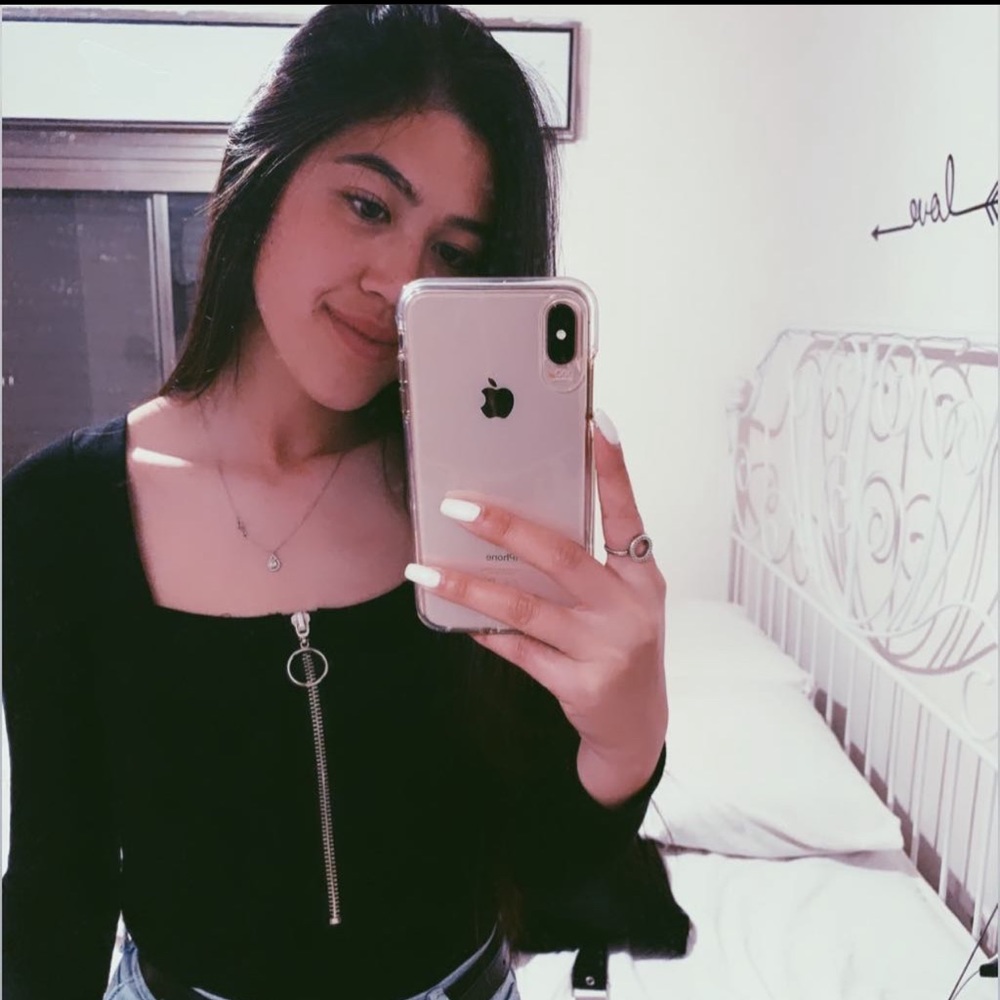 Black body contouring bodysuit Adika